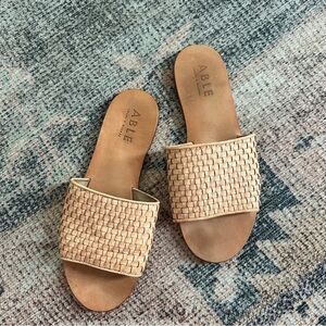 Able Woven Tan Leather Slip On Sandals sz 8